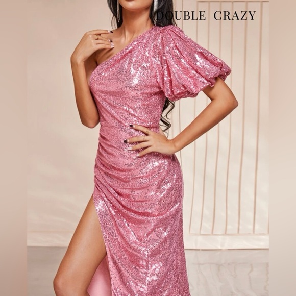 Beautiful pink sequined party dress. - Picture 3 of 3